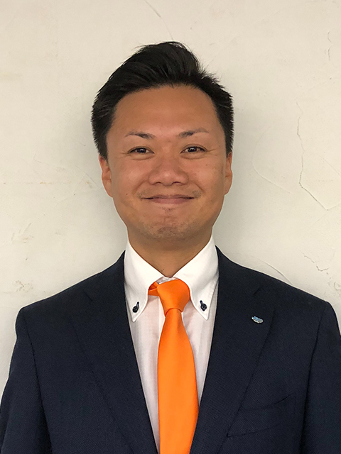 委員長 木村虎彦
