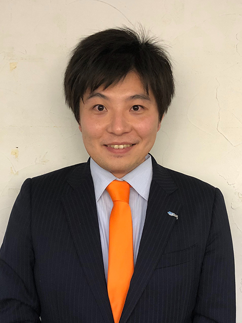 委員長 中村航太郎