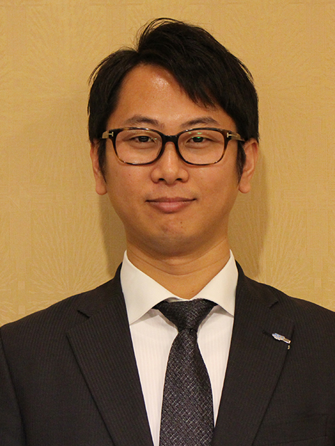 委員長 野坂拓良
