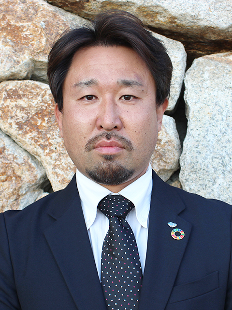 委員長 山口英悟